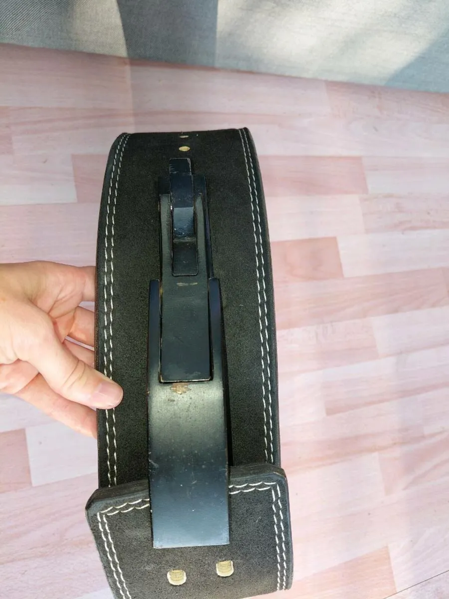 Strength shop weight lifting lever belt - Image 3