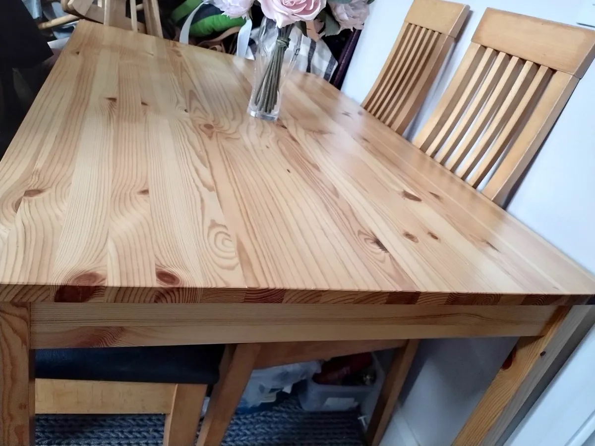 New solid pine kitchen dining table 4 seater - Image 3