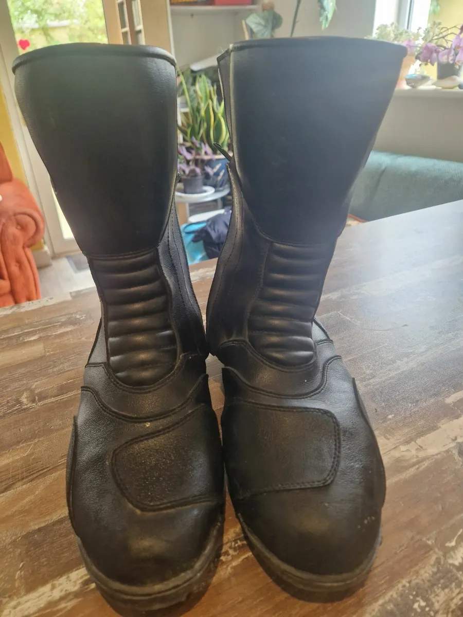 Motorcycle Gear - Image 1