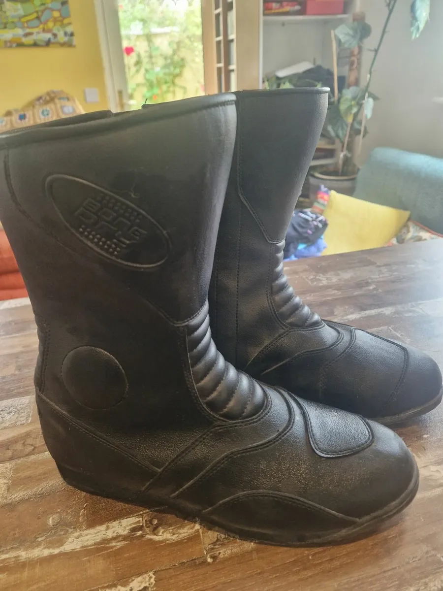 Motorcycle Gear - Image 2