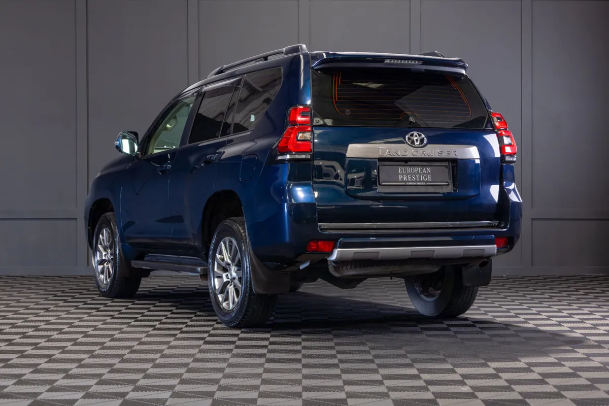 2022 Toyota Land Cruiser 5 Seat N1 Crewcab - Image 4