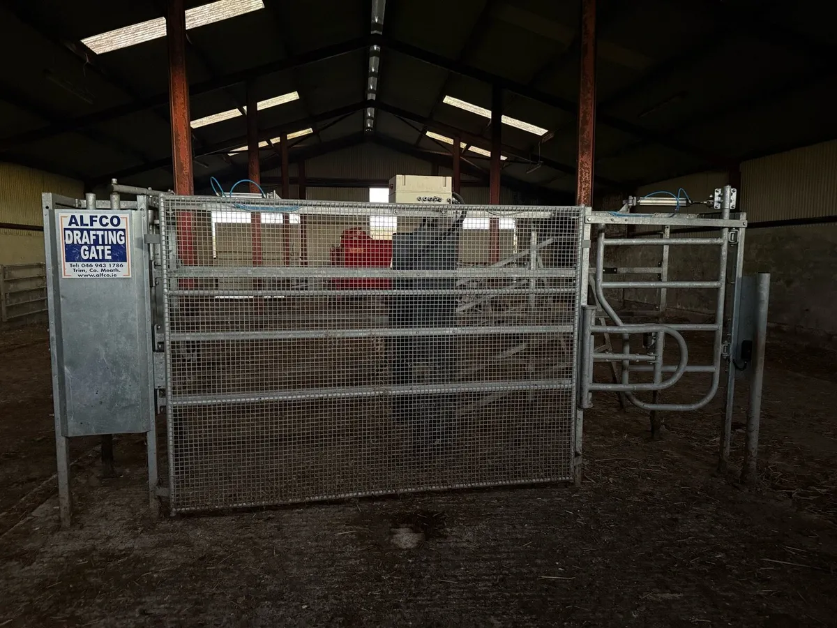 Alfco drafting system - Image 1