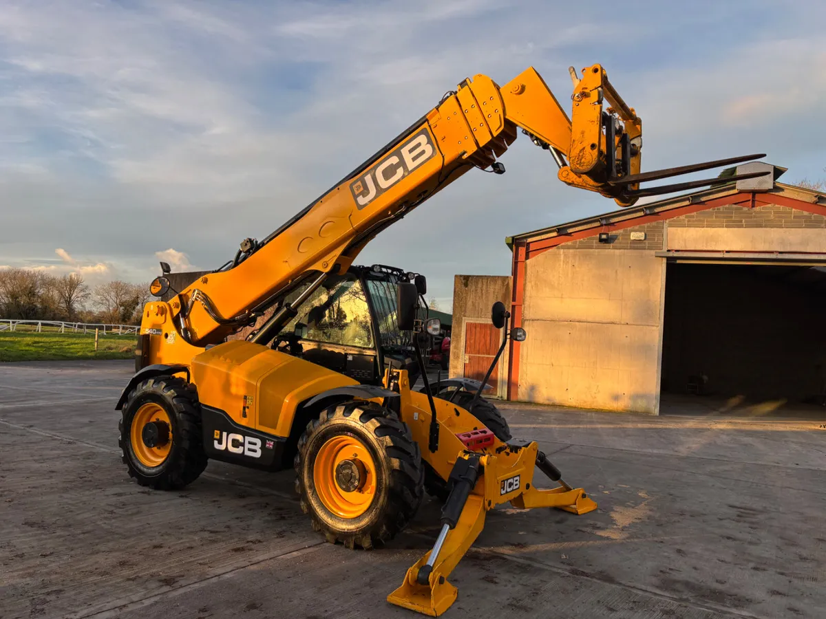 2021 JCB 540-170  (1410 Hours) - Image 2