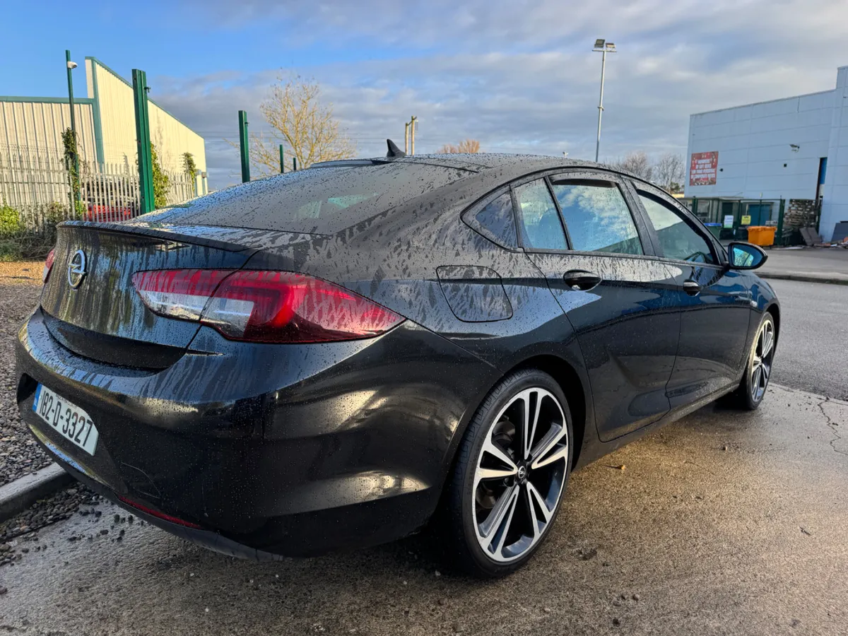 Opel Insignia 2018 1.6d low mileage - Image 4