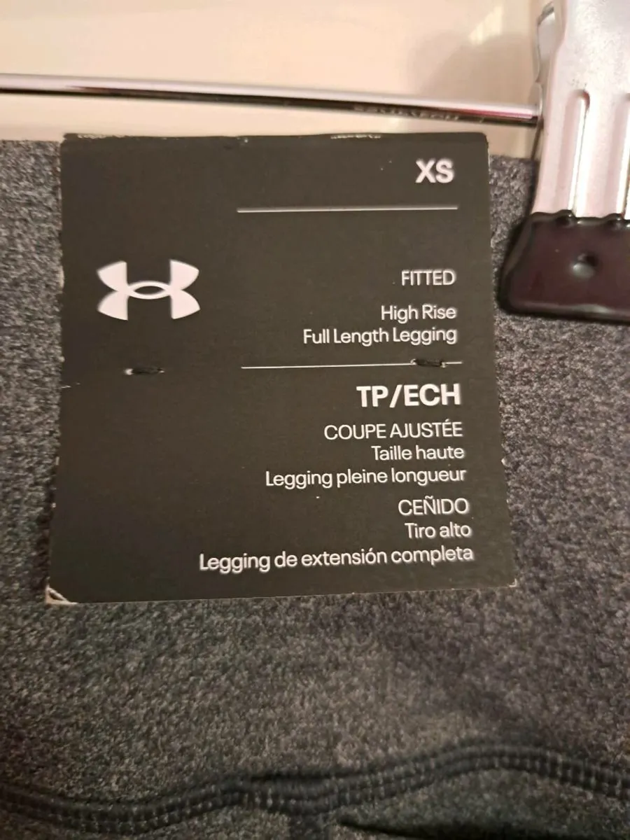 Under Armour grey fitted leggings - Image 4