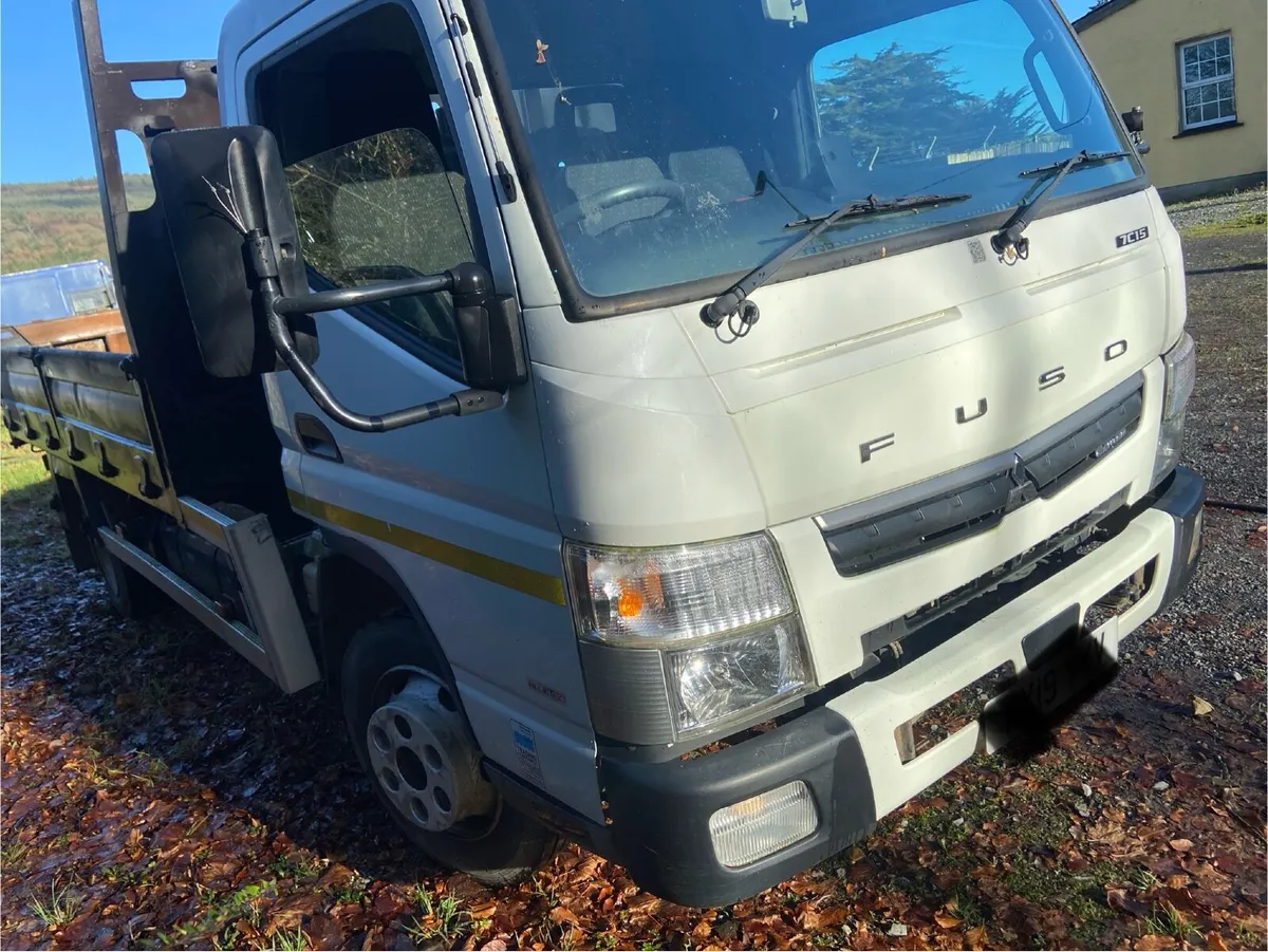 2019 Fuso 7.5 ton tipper truck commercial - Image 2