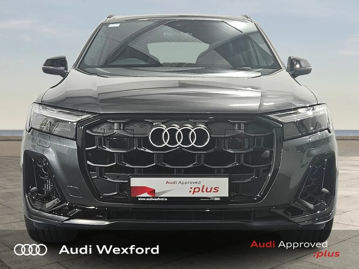 Audi Q7 Audi Q7 SUV Competition TFSI e quattro 360 - Image 3