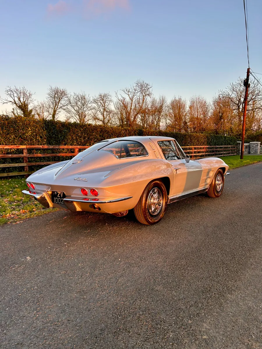 Super rare Corvette Stingray Split-Window - Image 4