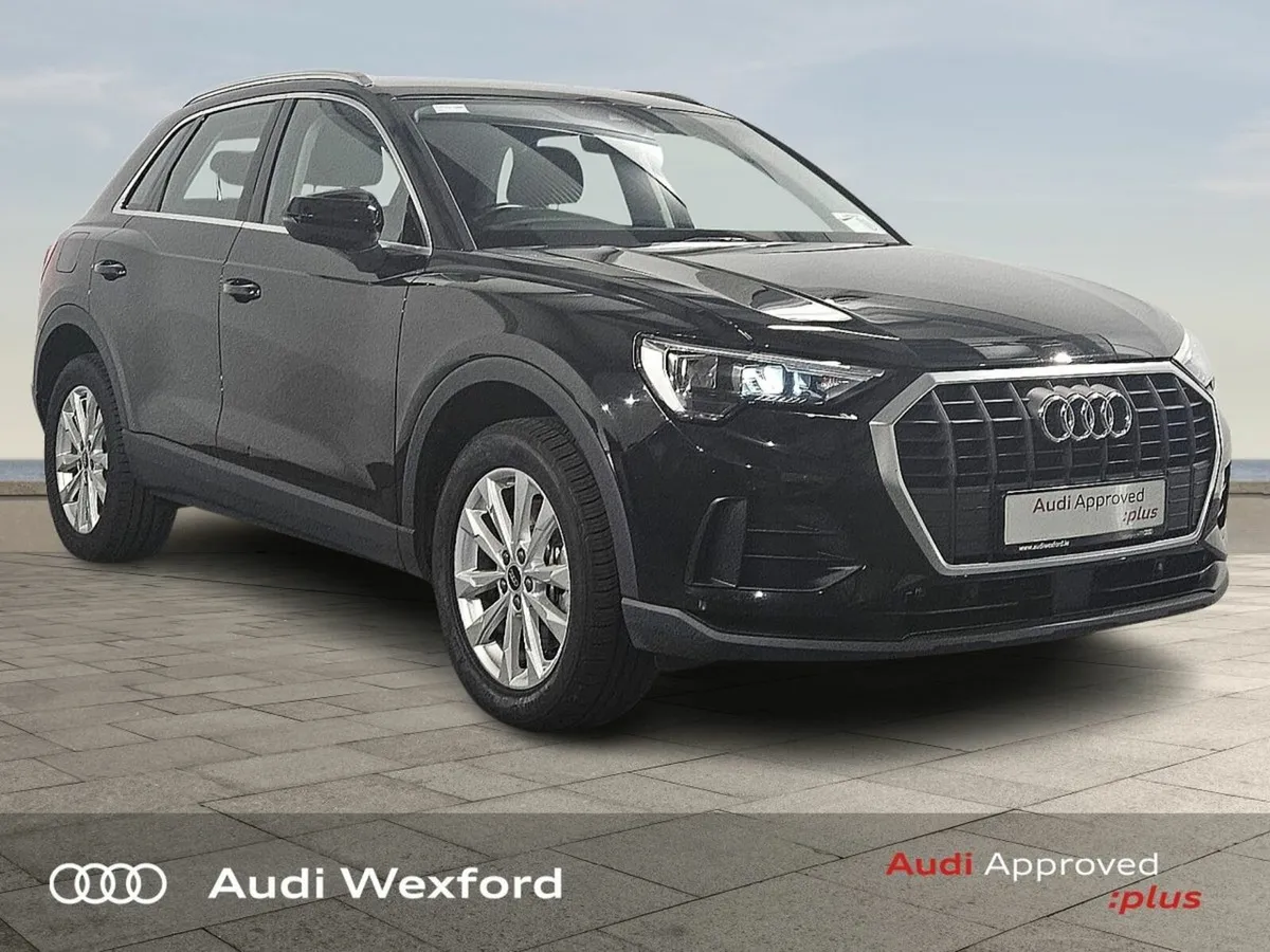 Audi Q3 45 TFSI E S Tronic SE 245HP  €453pm - Image 1