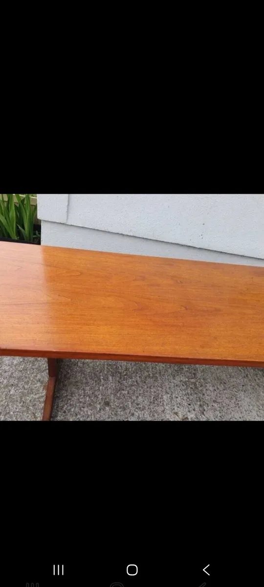 mid century teak whale tail coffee table XXL - Image 4