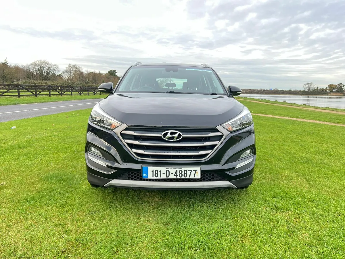 2018 Hyundai Tuscon - Image 2