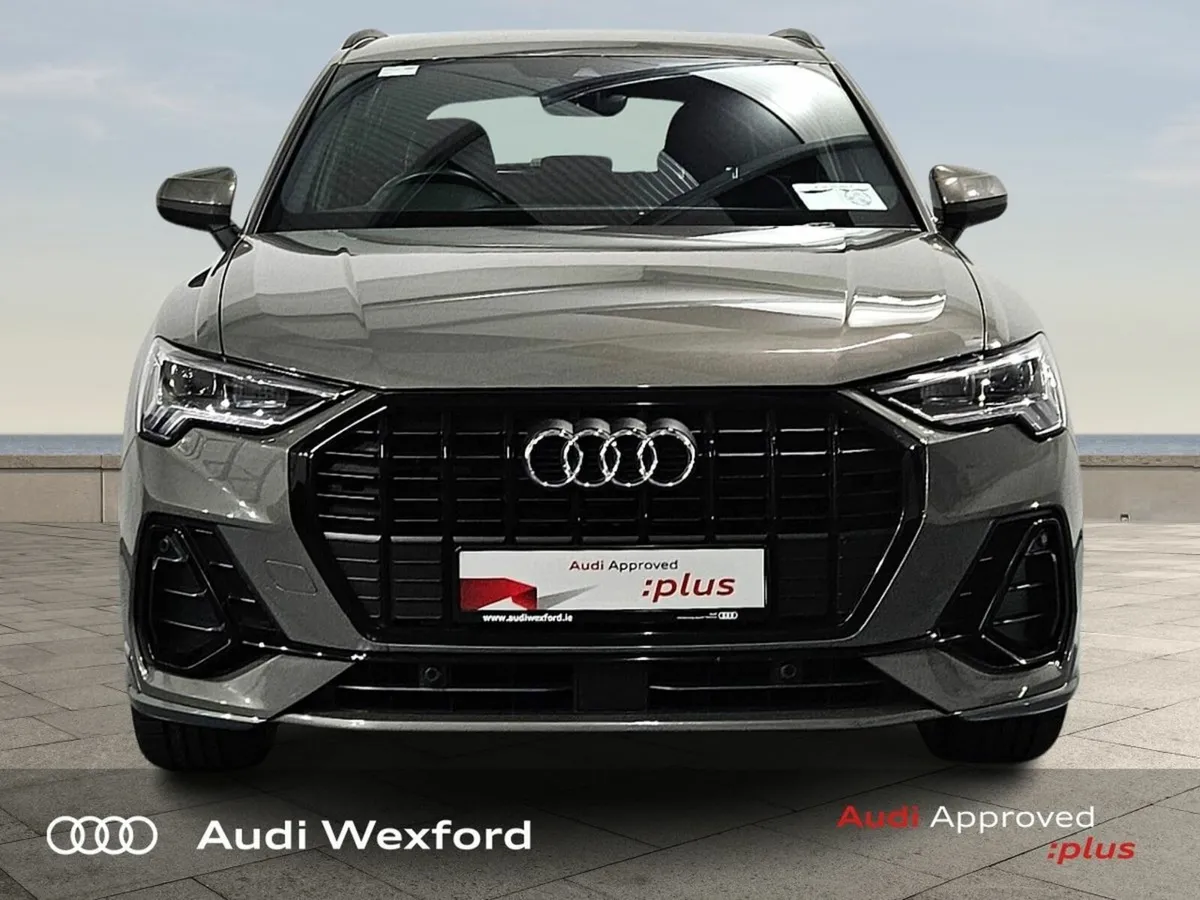 Audi Q3 35 TDI 150HP S Tronic S line Black Edition - Image 3