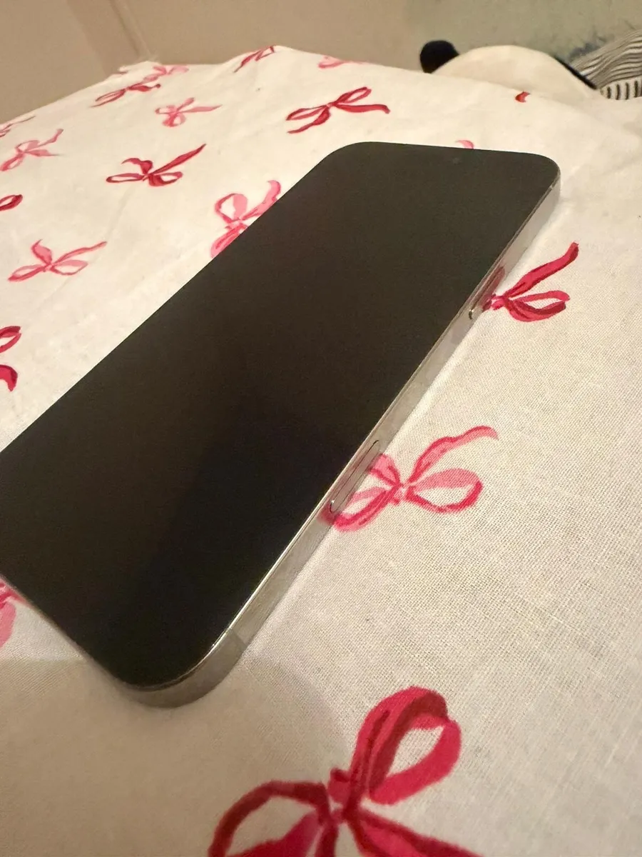 Iphone 16 pro max - Image 1