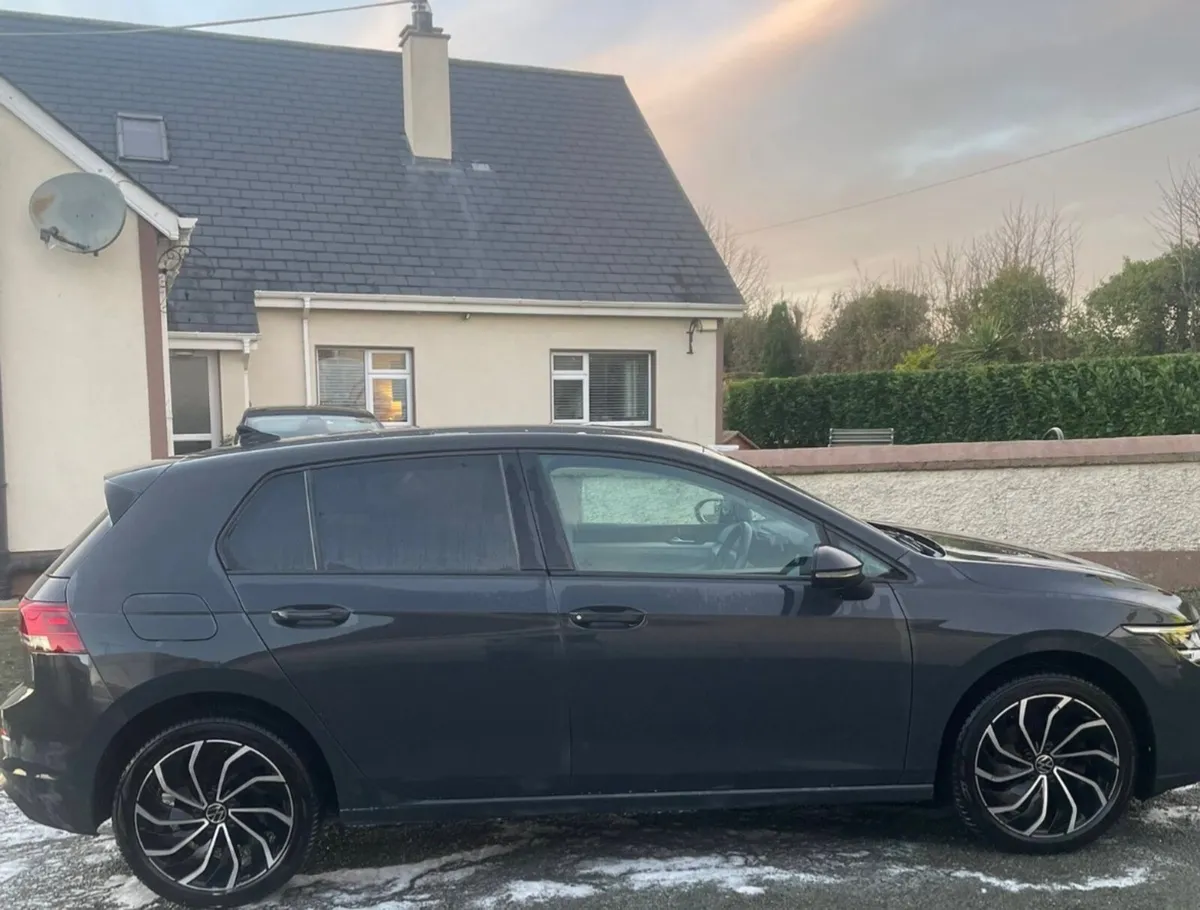 VOLKSWAGEN GOLF , URANO GREY, HIGH SPEC - Image 3