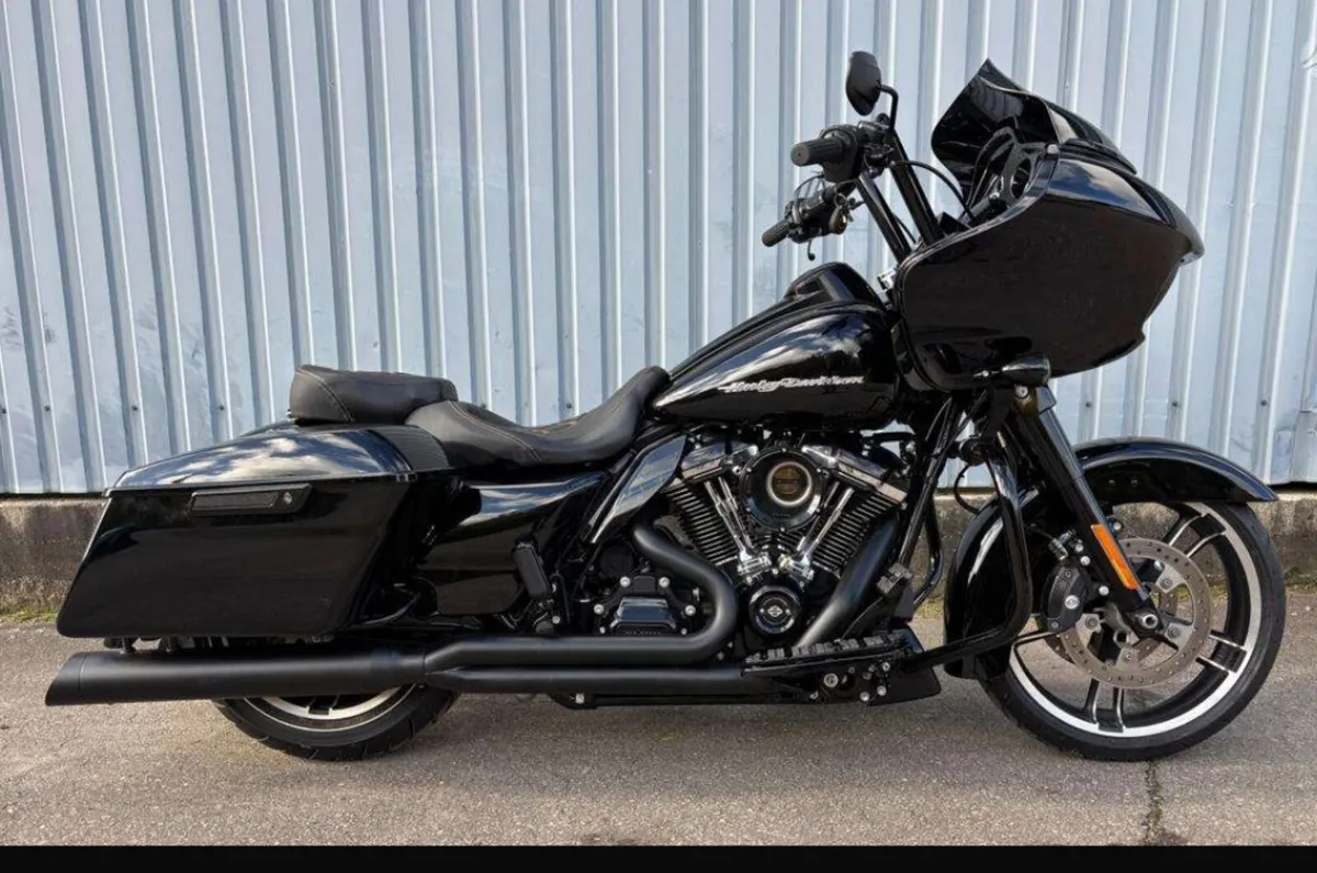 HARLEY DAVIDSON ROAD GLIDE - Image 2