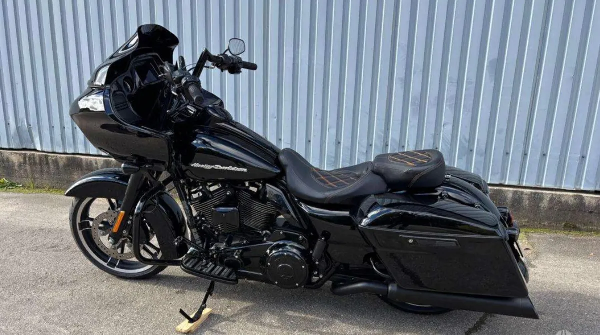 HARLEY DAVIDSON ROAD GLIDE - Image 3