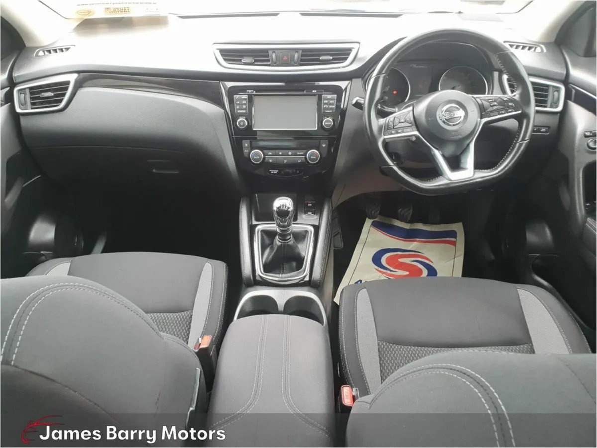Nissan Qashqai 1.5 DSL SV - Image 2