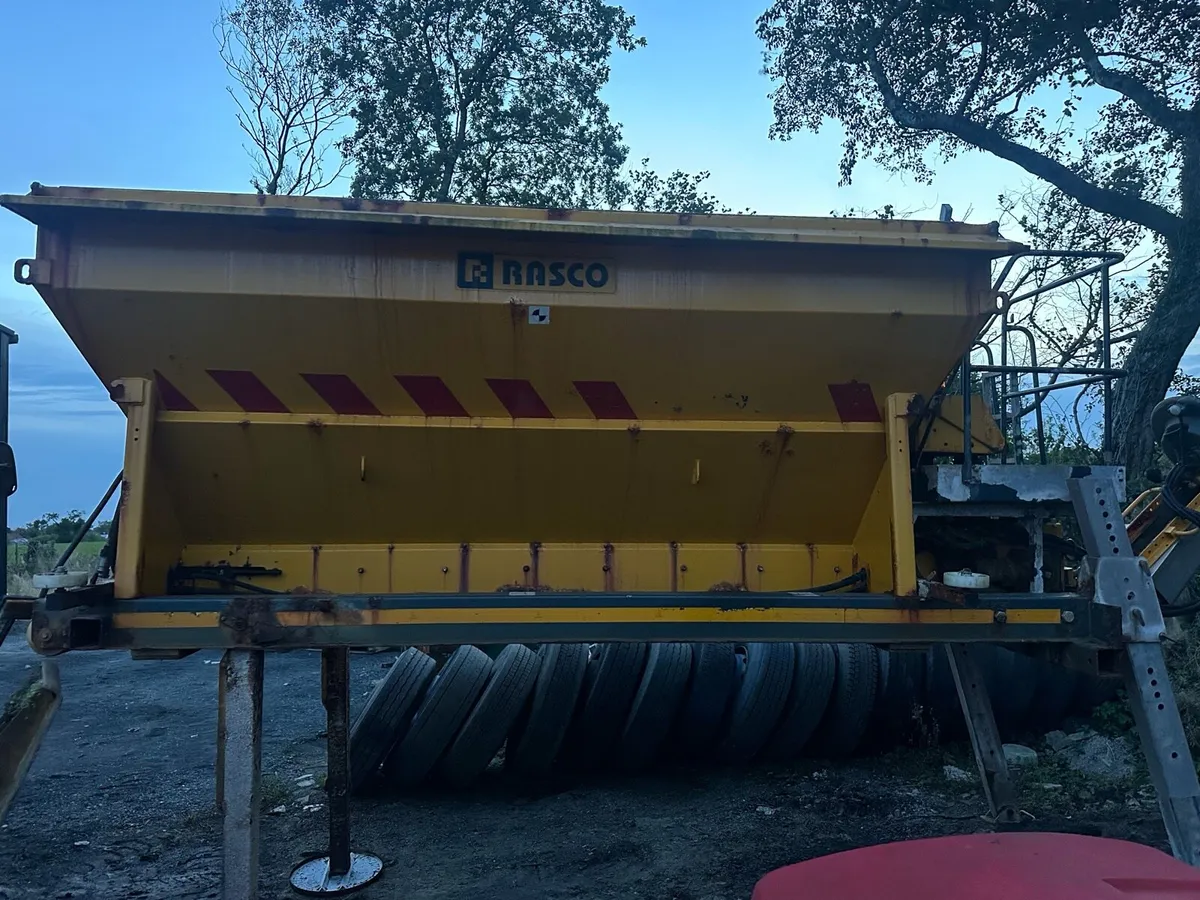2014 RASCO Demountable salt spreader Gritter body - Image 1