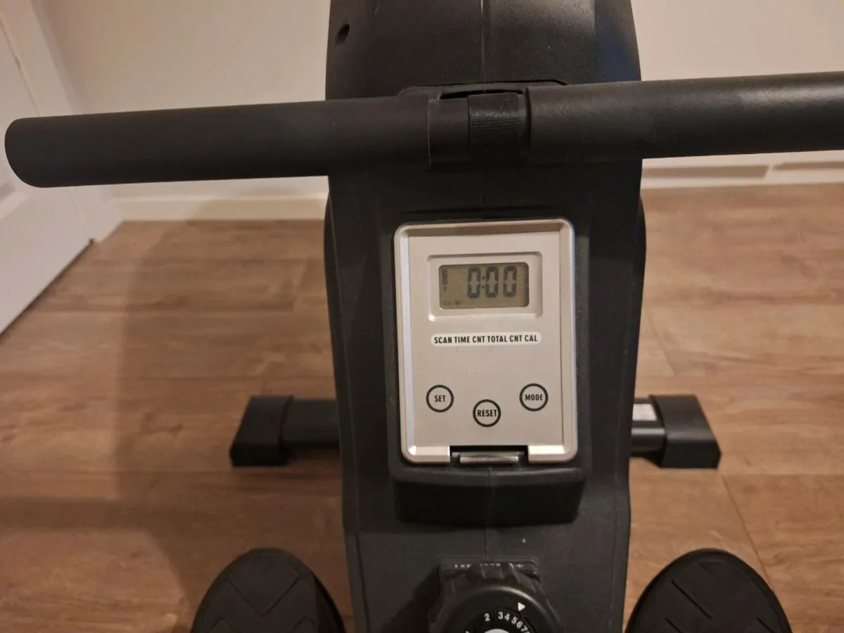 Rowing machine ‐ Air resistance - Image 3