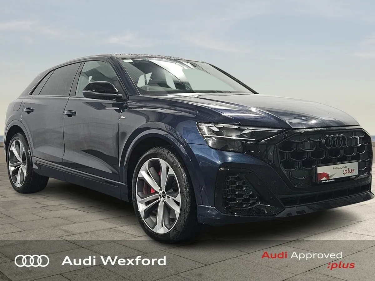 Audi Q8 Audi Q8 SUV Competition TFSI e quattro 360 - Image 1