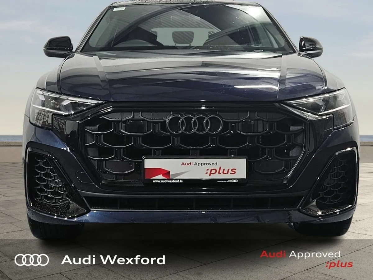 Audi Q8 Audi Q8 SUV Competition TFSI e quattro 360 - Image 3