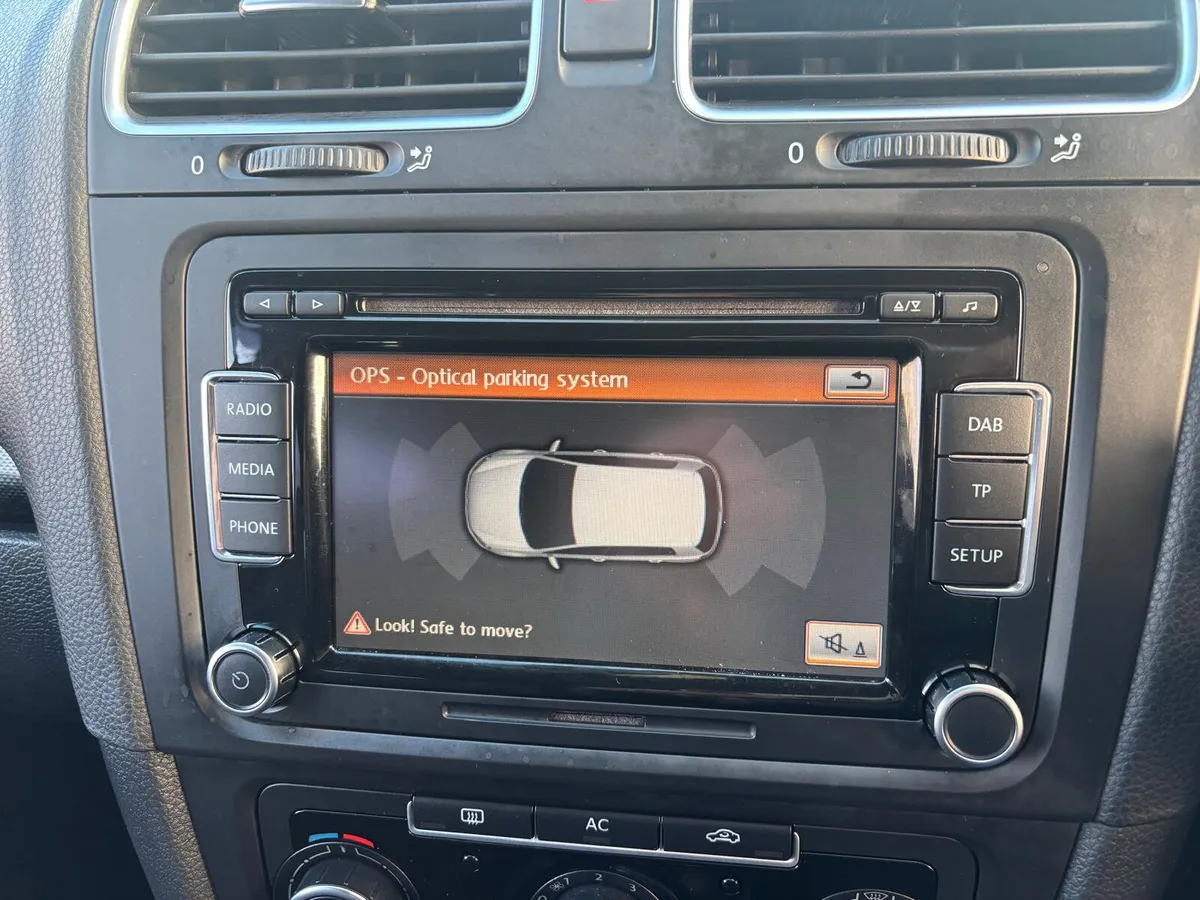 Volkswagen Golf 2012   DIESEL  TRADE  SALE - Image 4