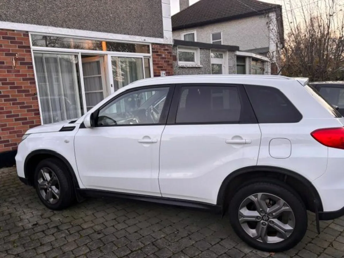 Suzuki Vitara 2015 - Image 2