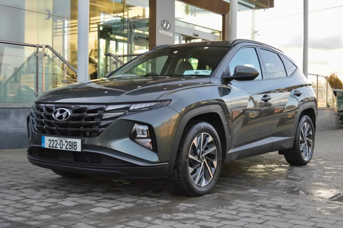 Hyundai Tucson 2WD Executive, Leather - Image 1