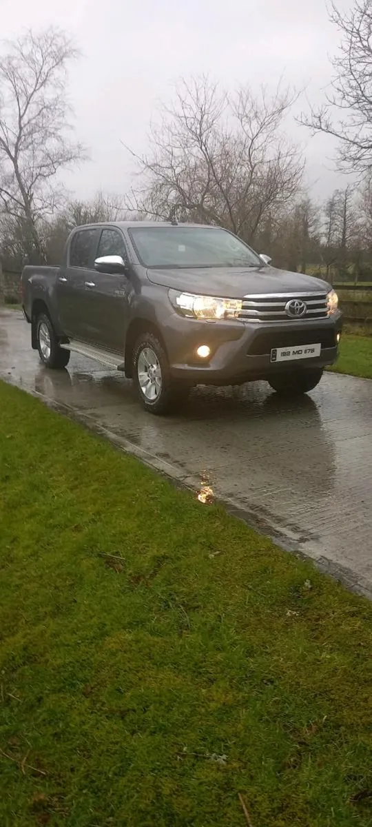 2019 Toyota hilux no vat - Image 1
