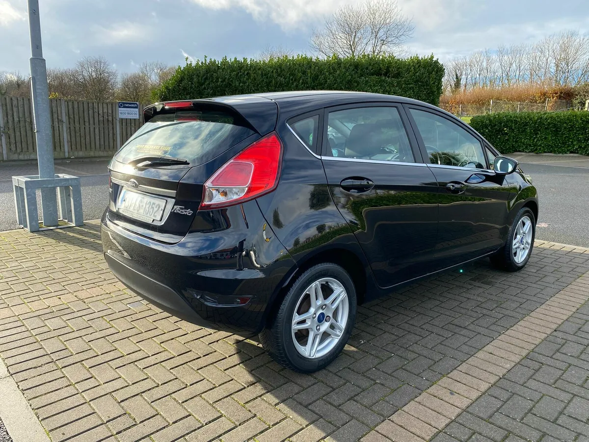 2013 Ford Fiesta 1.0 Zetec (NCT 01/2026) - Image 2