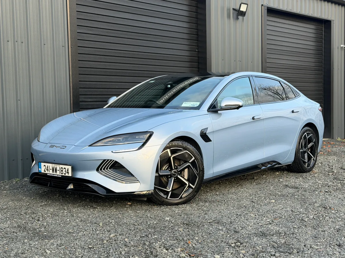 BYD SEAL 2024 - Image 1