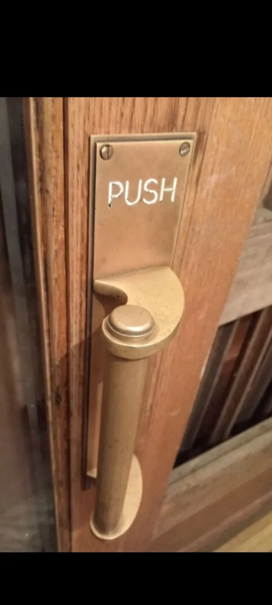 rare original kylemore cafe 7.5ft tiger oak doors - Image 4