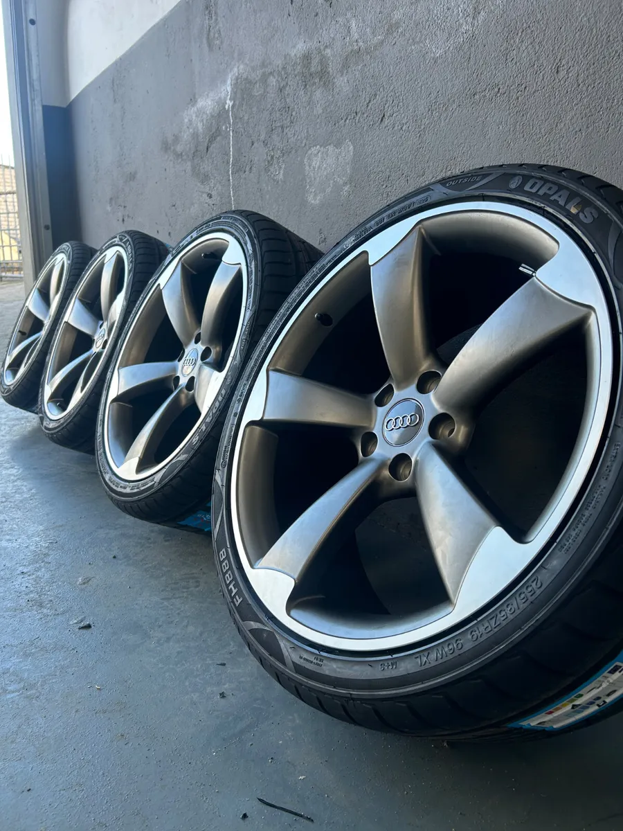 19” AUDI TTRS  ALLOY WHEELS & TYRES - Image 1