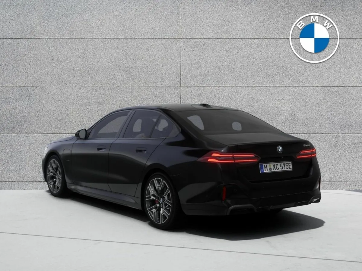 BMW 5-Series 530e M Sport Pro - Image 2