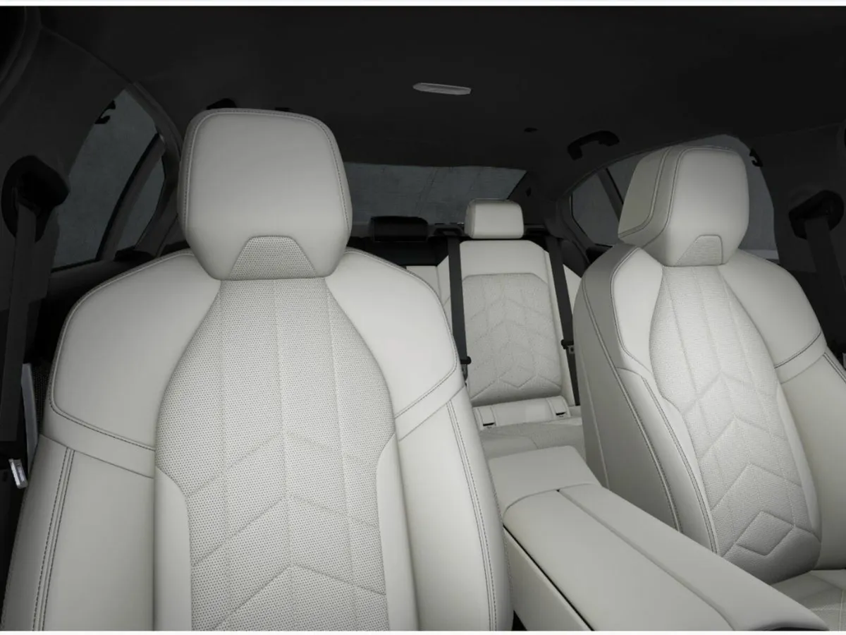 BMW 5-Series 530e M Sport - Image 4