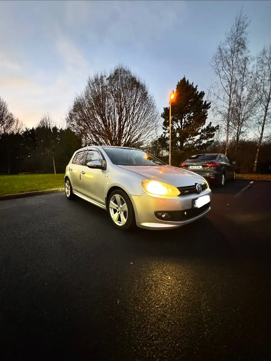 Volkswagen Golf 2012 - Image 1