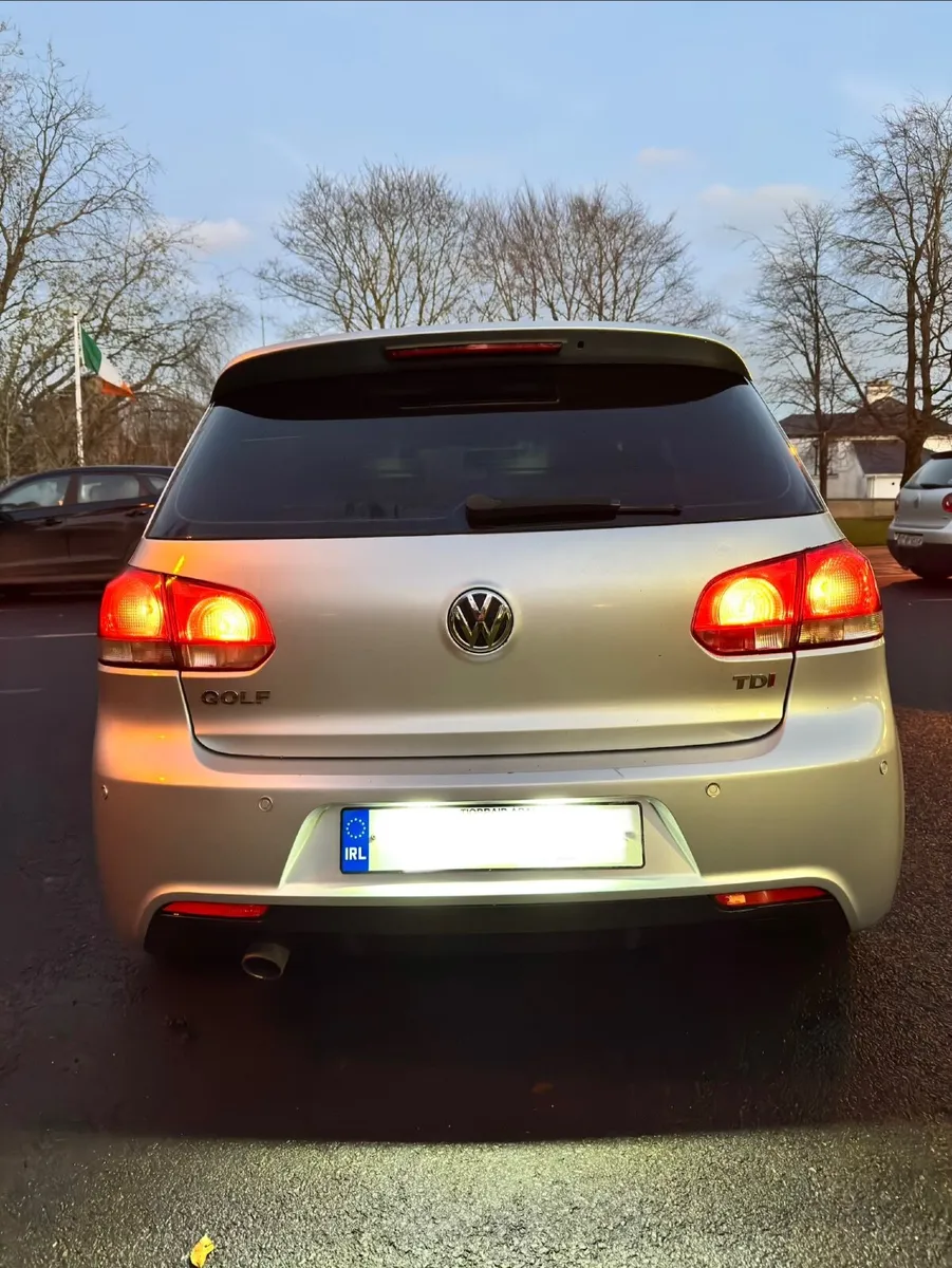 Volkswagen Golf 2012 - Image 3