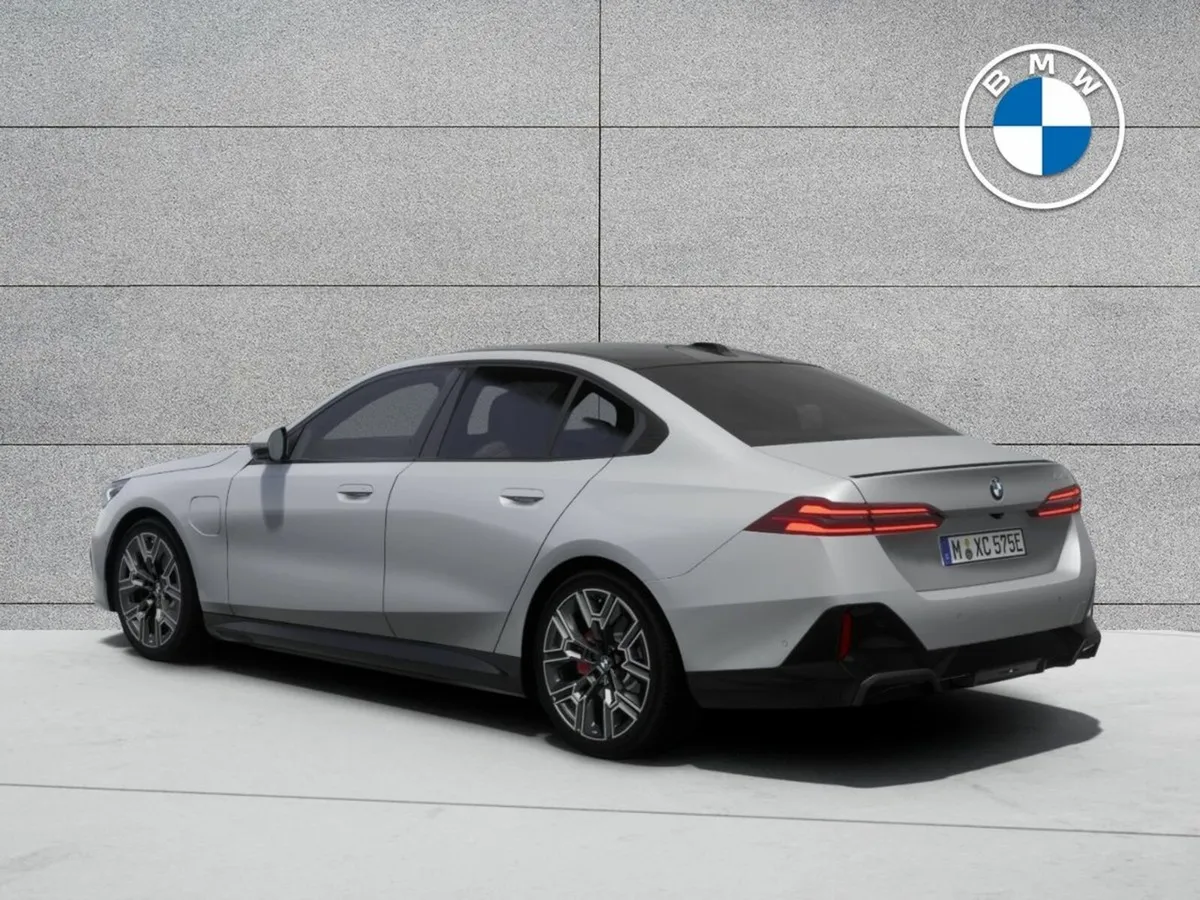 BMW 5-Series 530e M Sport Pro - Image 2