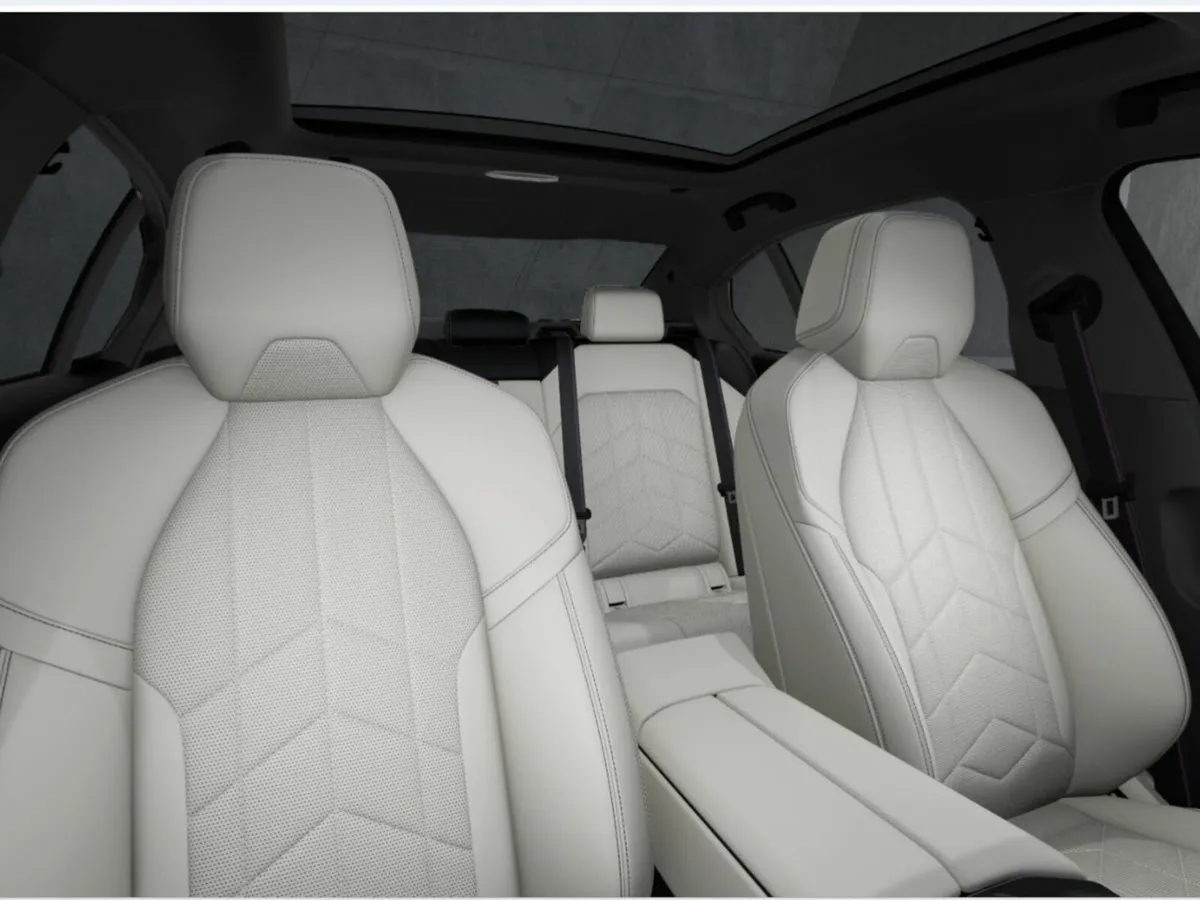 BMW 5-Series 530e M Sport Pro - Image 4