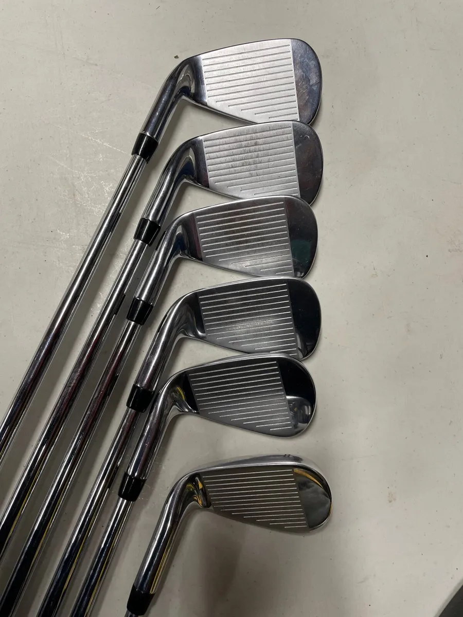 Golf clubs - Image 1