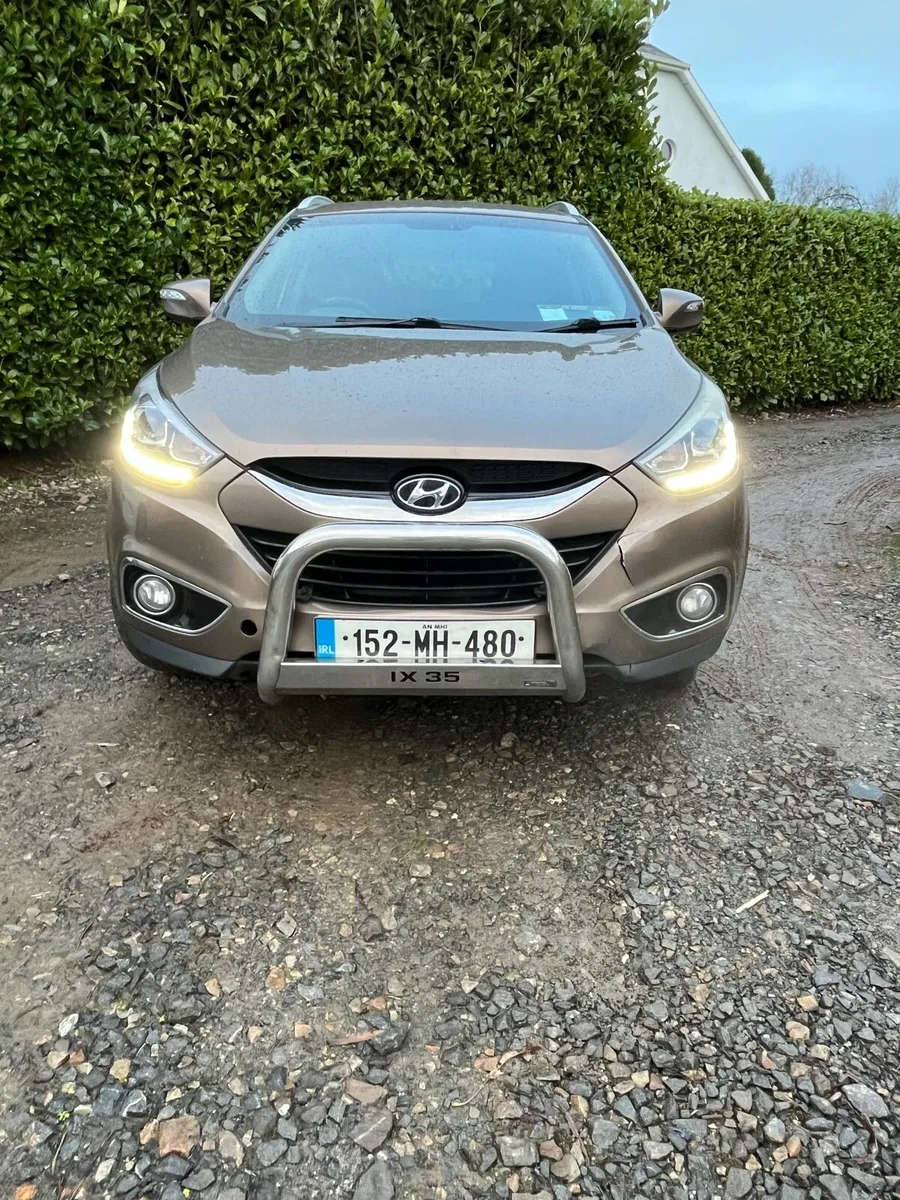 152 Hyundai IX35  4WD  Diesel NCT 11/26 - Image 2