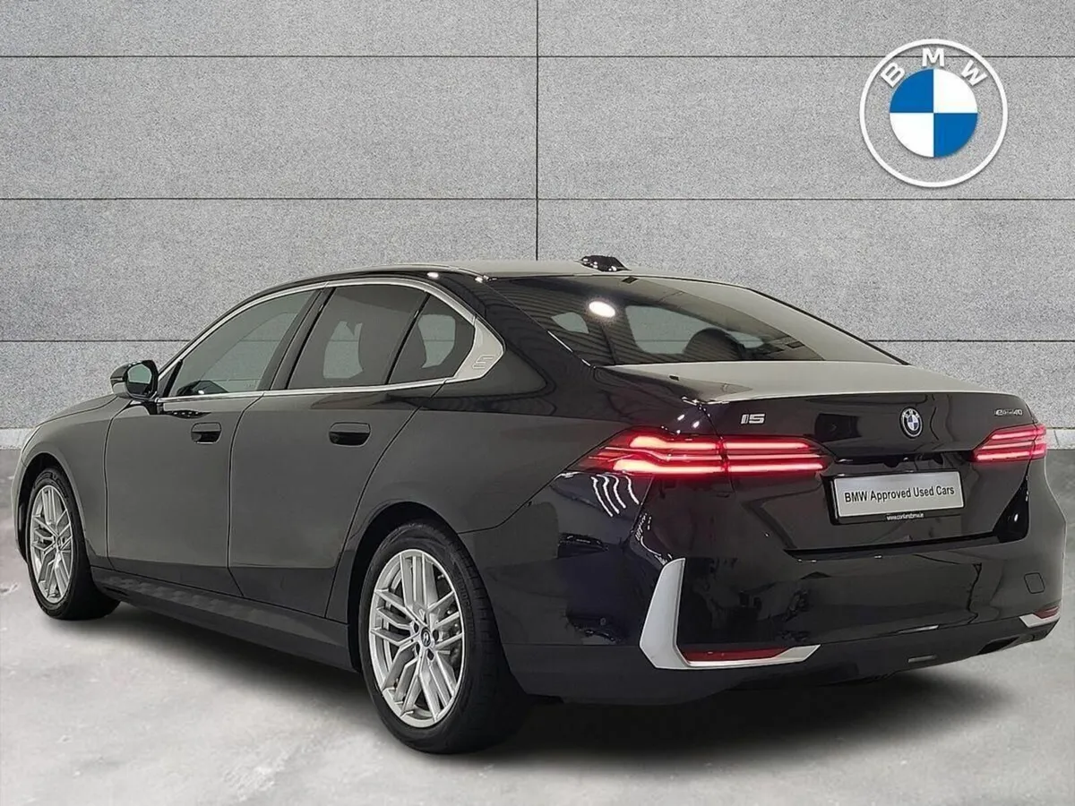 BMW i5 eDrive40 Sport Edition Saloon - Image 2