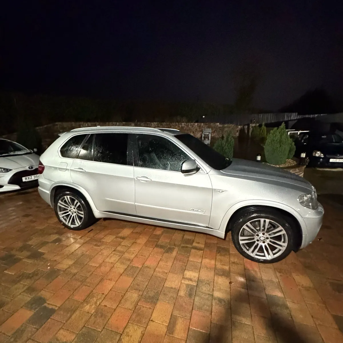 BMW X5 XDrive 40D M Sport - Lady Owner - Image 2