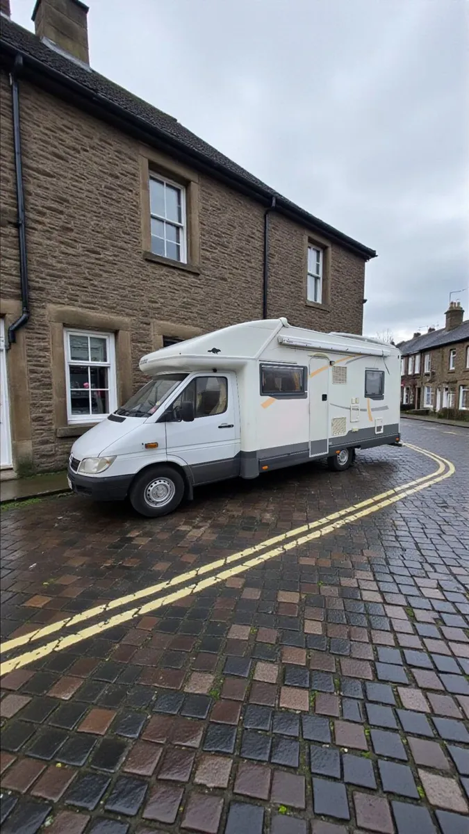 Mercedes benz automatic €€€20950euro priced - Image 1