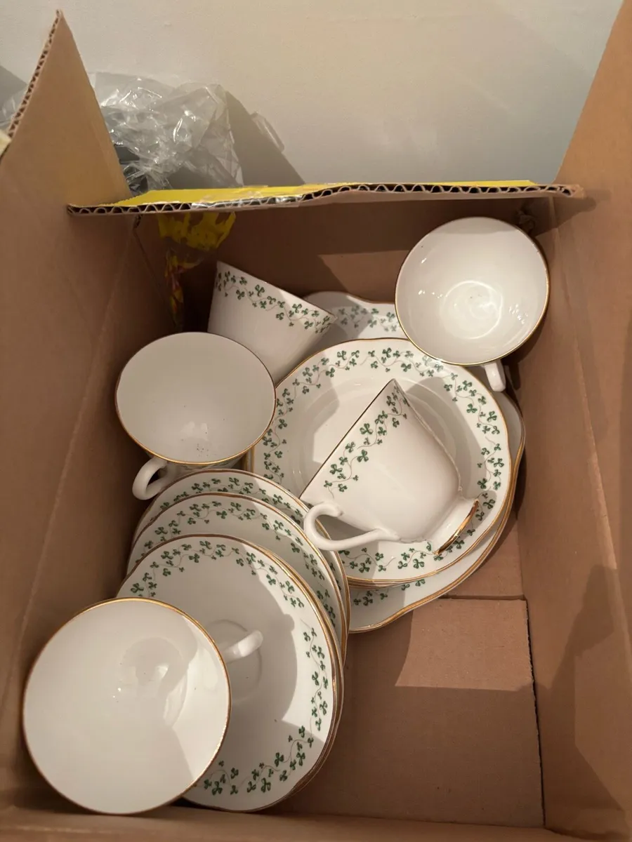 Royal Tara China Tea Set - Image 3