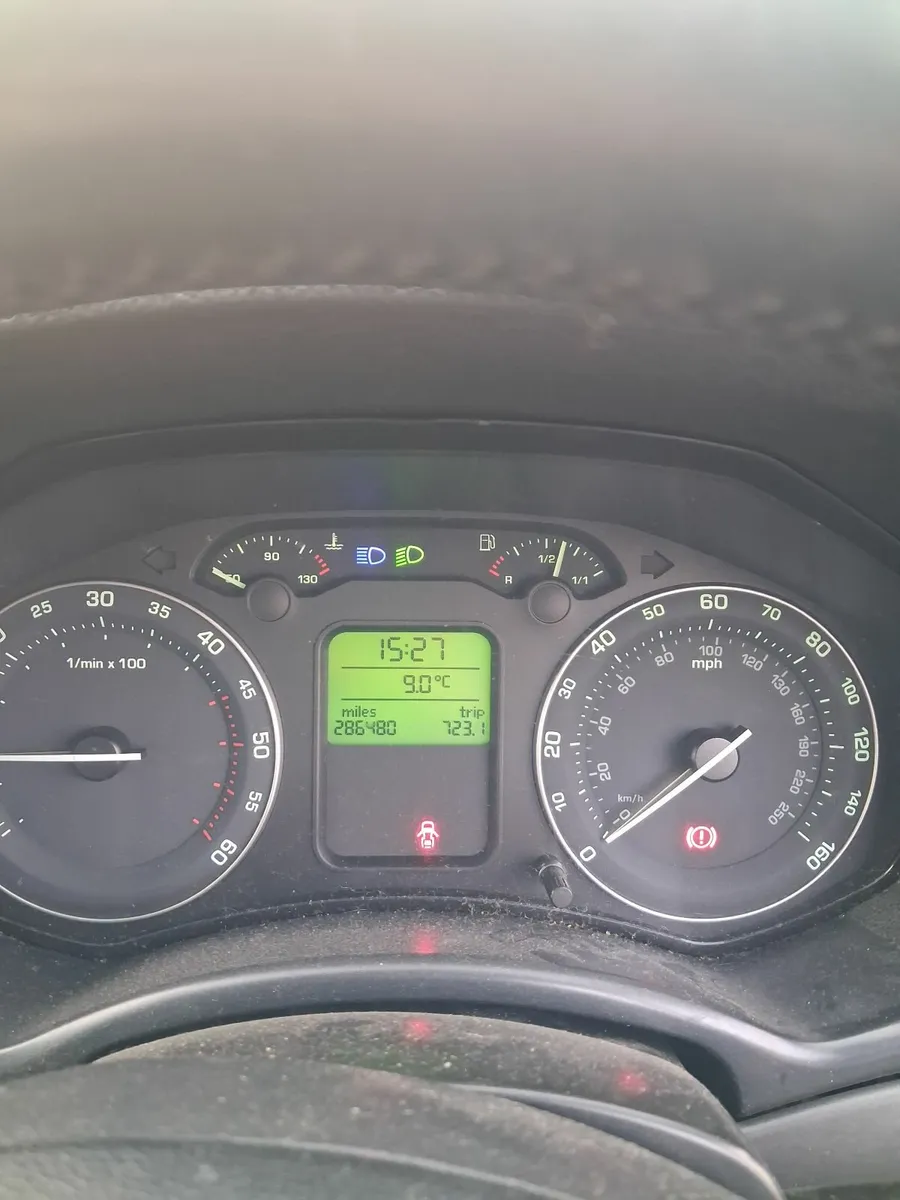 Skoda Octavia 2008 - Image 2