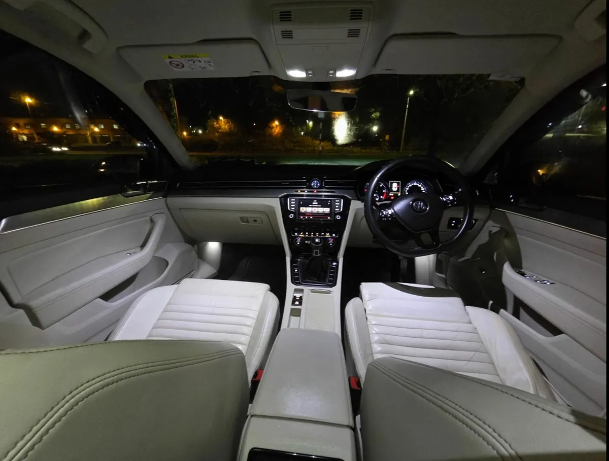 Volkswagen Passat 2016, 2 LITRE - Image 1