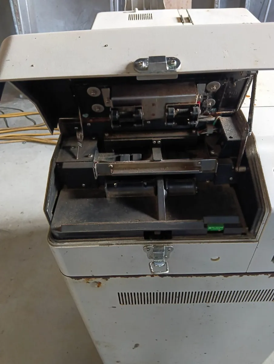 FUJIFILM   MINILAB   FP232B - Image 1