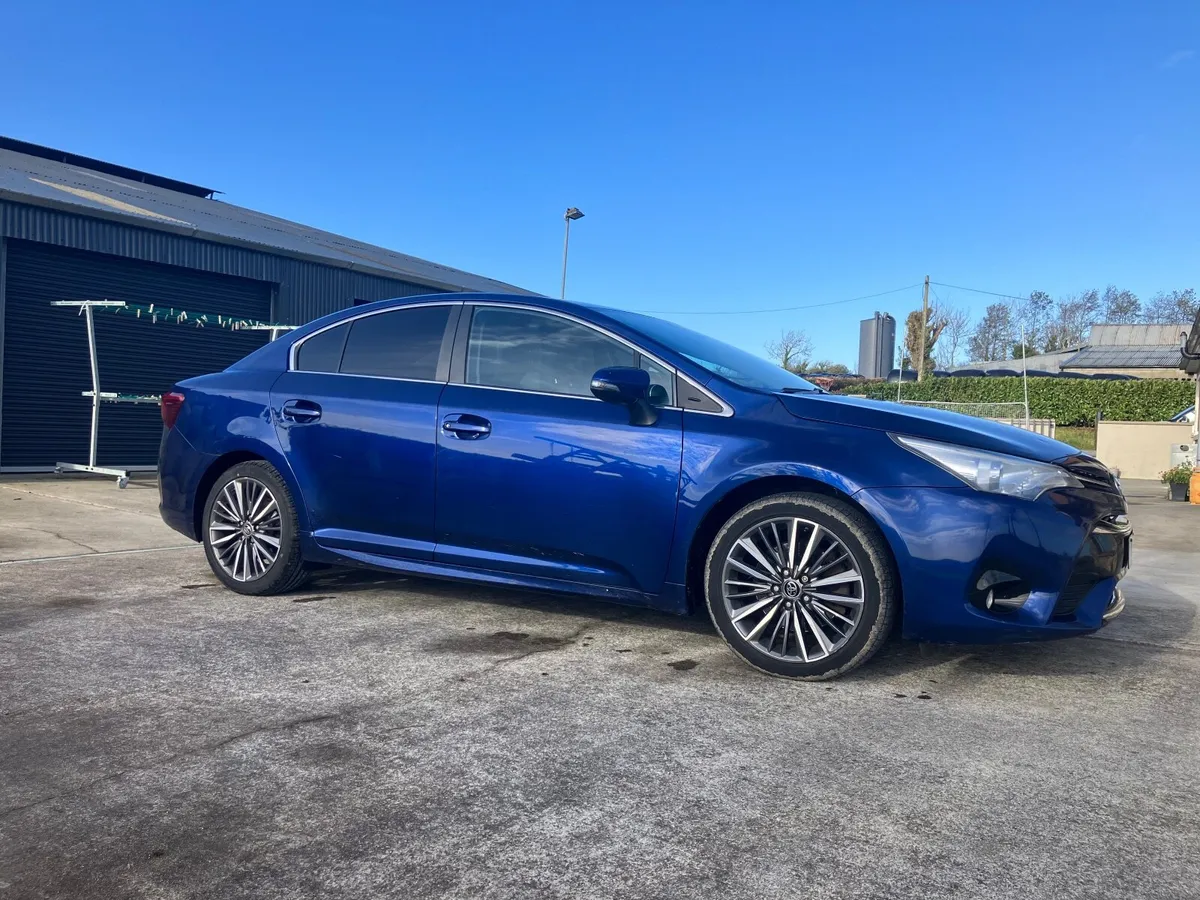 Toyota Avensis 2017 - Image 1