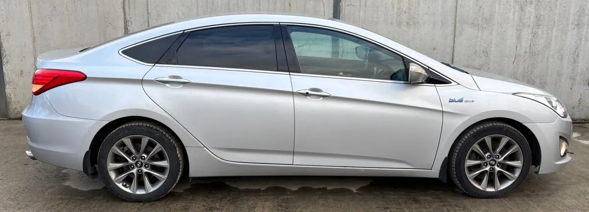 2015 Hyundai i40 parts - Image 3